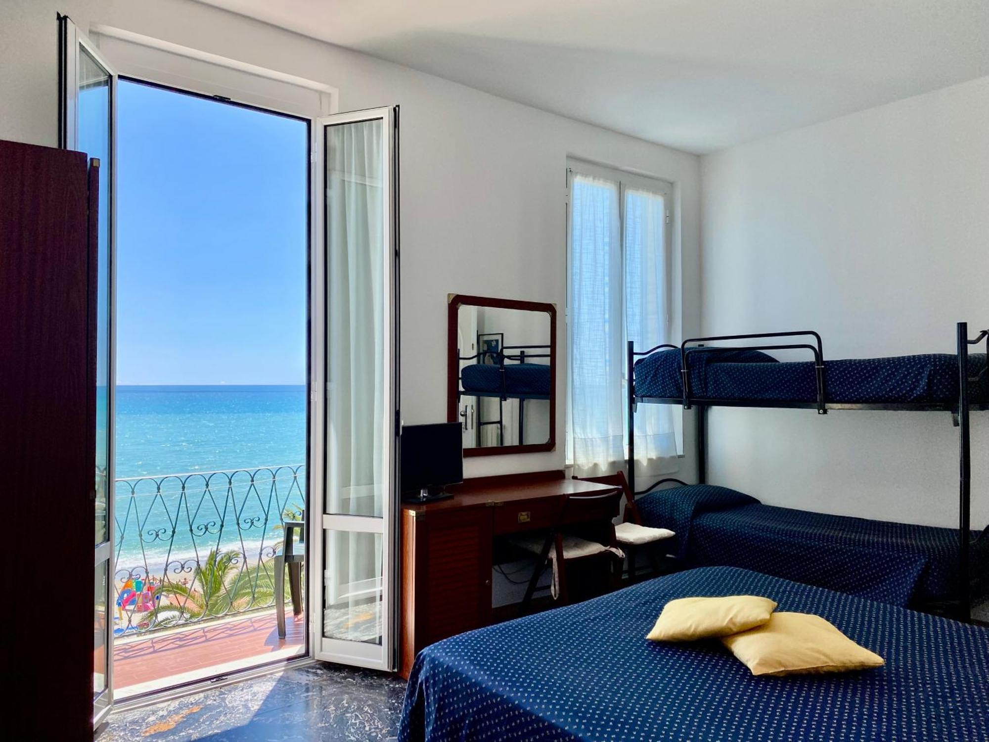 Hotel Gambone Finale Ligure Exteriér fotografie